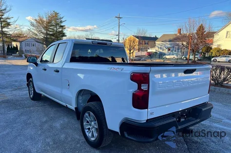 2020 Chevrolet Silverado K1500 z USA, uszkodzony, nr VIN 1GCRYAEK2LZ334112
